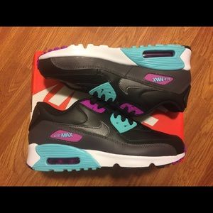 Nike Air Max Brand New size 7y